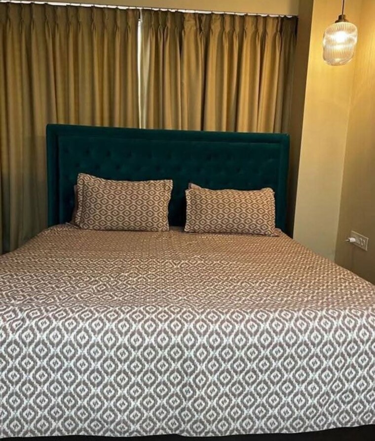 Bedroom, saptrishi-juhu-serene 2 Bedroom 800 Sq.Ft. Apartment In Dn Nagar Mumbai 10675780