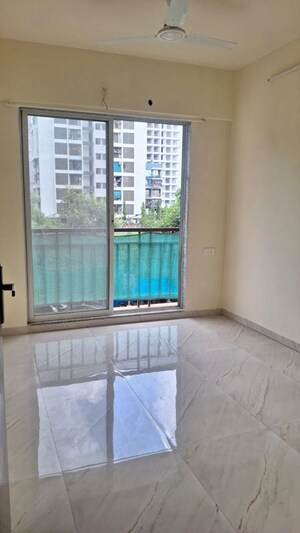 Room in 2 BHK Apartment at Meghnani Euphoria, Ulwe – for Rent