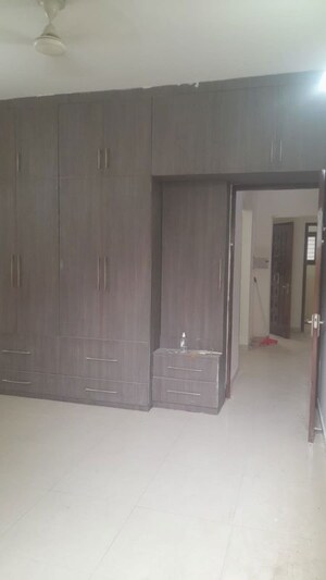 Room in 2 BHK Builder Floor at Sector 47 – for Rent