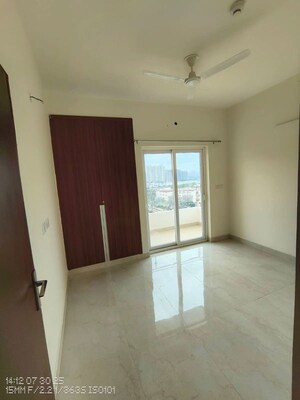 2 BHK Apartment For Rent in Amrapali Verona Heights, Tech Zone 4 Greater Noida