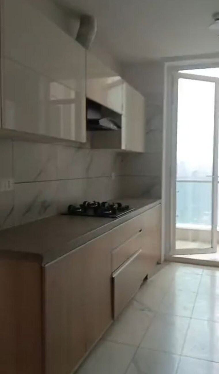 Kitchen, conscient-hines-elevate 4 Bedroom 3395 Sq.Ft. Apartment In Sector 59 Gurgaon 10675842