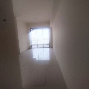 Building Lobby in 6 BHK Apartment at Prestige Siesta, Mulund West – for Sale