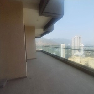 Staircase in 6 BHK Apartment at Prestige Siesta, Mulund West – for Sale