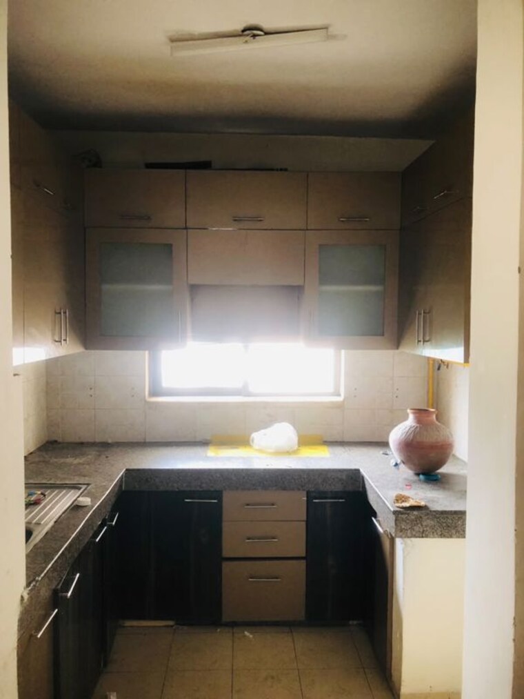 Kitchen, umang-summer-palms 2 Bedroom 850 Sq.Ft. Apartment In Sector 86 Faridabad 10675852