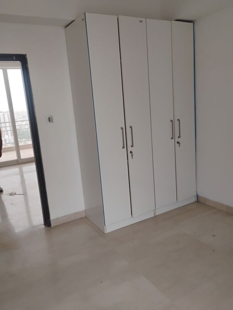 undefined, puri-emerald-bay 3.5 Bedroom 2450 Sq.Ft. Apartment In Sector 104 Gurgaon 10675837