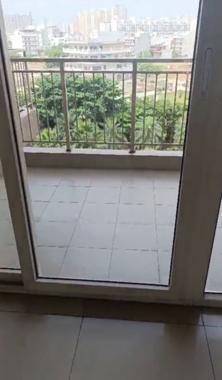 Balcony, emaar-palm-gardens 3 Bedroom 1900 Sq.Ft. Apartment In Sector 83 Gurgaon 10675863