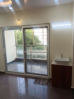 Room in 3 BHK Apartment at Manyata Residency, Nagavara – for Sale