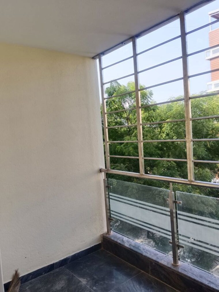 Balcony, manyata-residency 3 Bedroom 1499 Sq.Ft. Apartment In Nagavara Bangalore 10675847