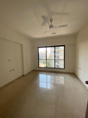 Room in 2 BHK Apartment at Mehta Villa 79, Santacruz West – for Sale