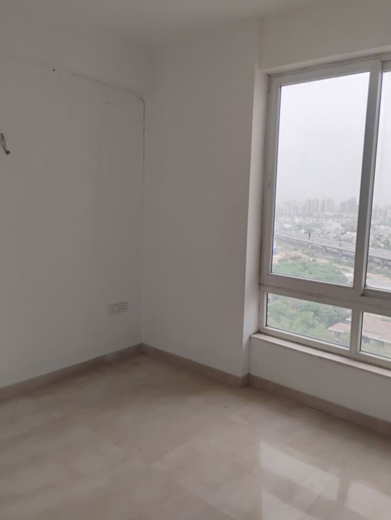 Balcony, puri-emerald-bay 3.5 Bedroom 2450 Sq.Ft. Apartment In Sector 104 Gurgaon 10675857