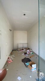 33 Sq.Yd. Retail Shop in DLF Central Square