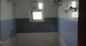 Room in 3 BHK Apartment at Ansal API Celebrity Gardens, Sushant Golf City – for Rent
