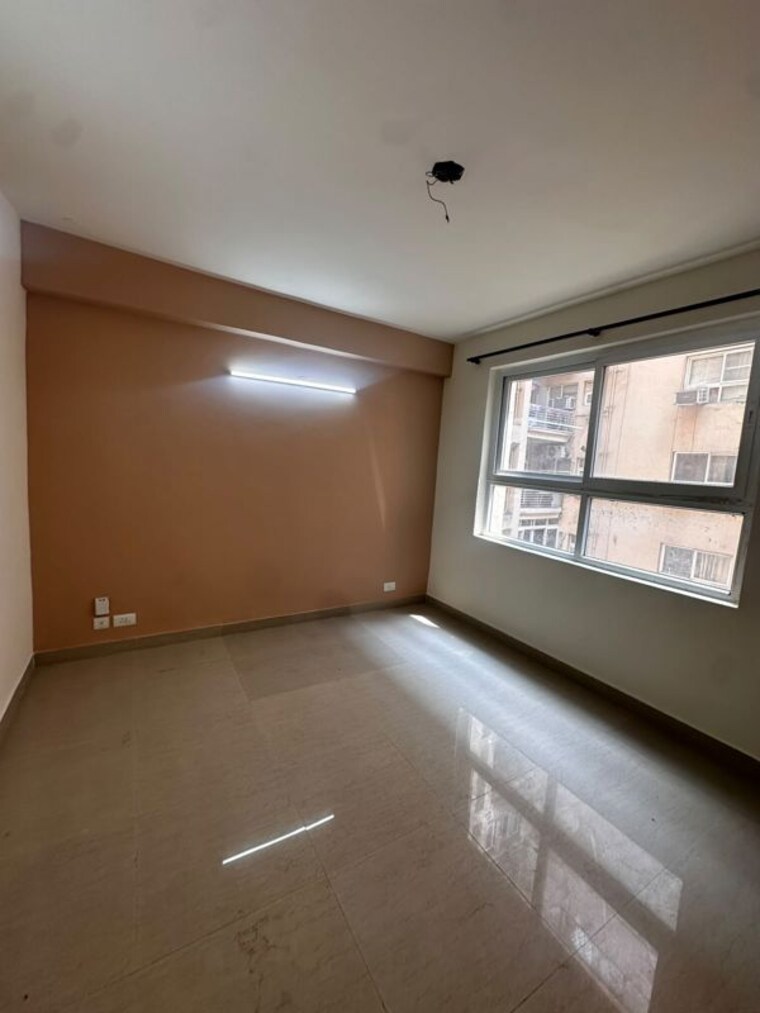 Room, tulip-ivory 4 Bedroom 2400 Sq.Ft. Apartment In Sector 70 Gurgaon 10675893