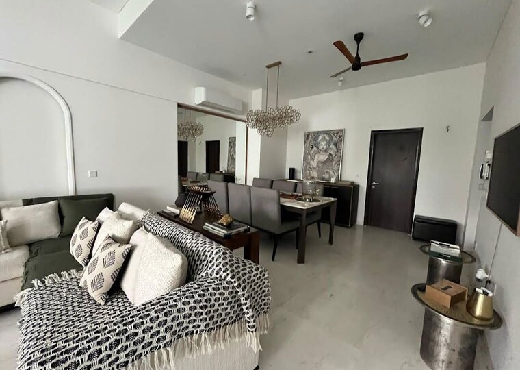 Living Room, tata-primanti-phase-2 3 Bedroom 2550 Sq.Ft. Apartment In Sector 72 Gurgaon 10675912