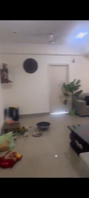 Team Area in 2 BHK Apartment at Gaurs Cascades, Raj Nagar Extension – for Rent