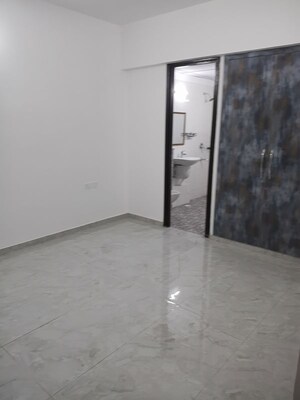 Furnished Amenities in 3 BHK Apartment at Nirala World Estate I, Tech Zone 4 Greater Noida – for Rent