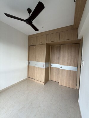 Room in 1 BHK Apartment at Ruparel Nova, Wadala – for Rent