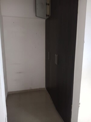 Furnished Amenities in 3.5 BHK Apartment at Nirala World Estate I, Tech Zone 4 Greater Noida – for Sale