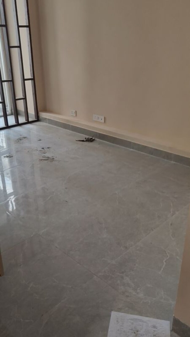 Room, signature-global-city-81 2 Bedroom 1185 Sq.Ft. Apartment In Sector 81 Gurgaon 10675956