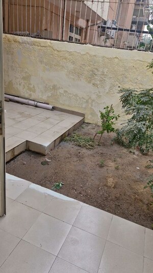 3 BHK Builder Floor – Garden View at Unitech Woodstock Floors, Sector 50 - for Rent