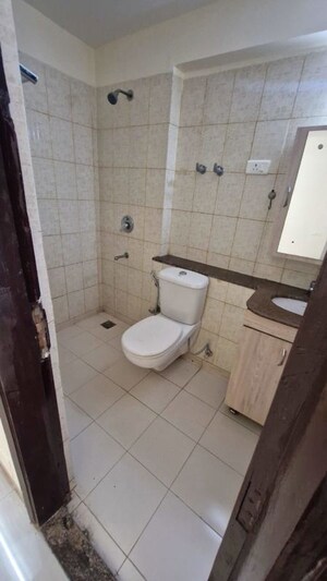 Bathroom in 3 BHK Builder Floor at Unitech Woodstock Floors, Sector 50 – for Rent