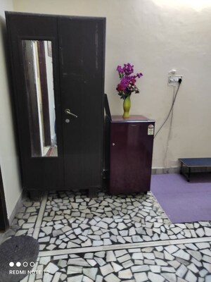 1 RK Independent House For Rent in Varun Enclave, Sector 28