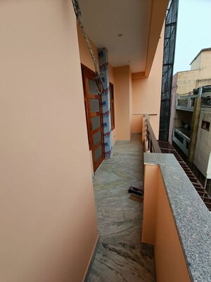 Staircase in 3 BHK Builder Floor at Kohli One Malibu Town, Sector 47 – for Rent