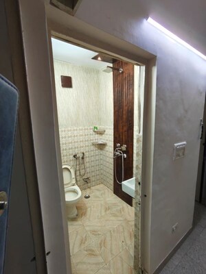 Building Lobby in 2 BHK Builder Floor at Sector 19 – for Rent