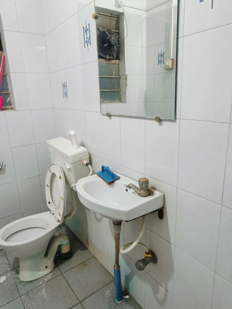 Bathroom, wadgaon sheri 2 Bedroom 980 Sq.Ft. Apartment In Wadgaon Sheri Pune 10676029