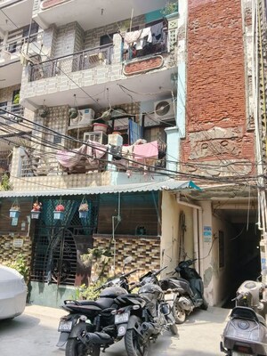  Apartment For Sale in Loni