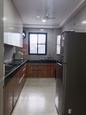 Kitchen in 3 BHK Builder Floor at Sector 43 – for Rent