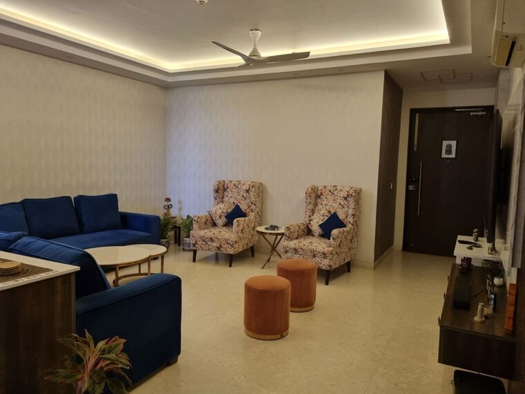 Living Room, dlf-regal-gardens 3 Bedroom 1719 Sq.Ft. Apartment In Sector 90 Gurgaon 10676112