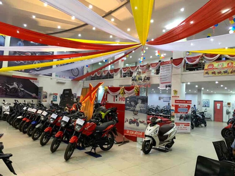  Parking, wakad Commercial Showroom 2500 Sq.Ft. In Wakad Pune 10676152