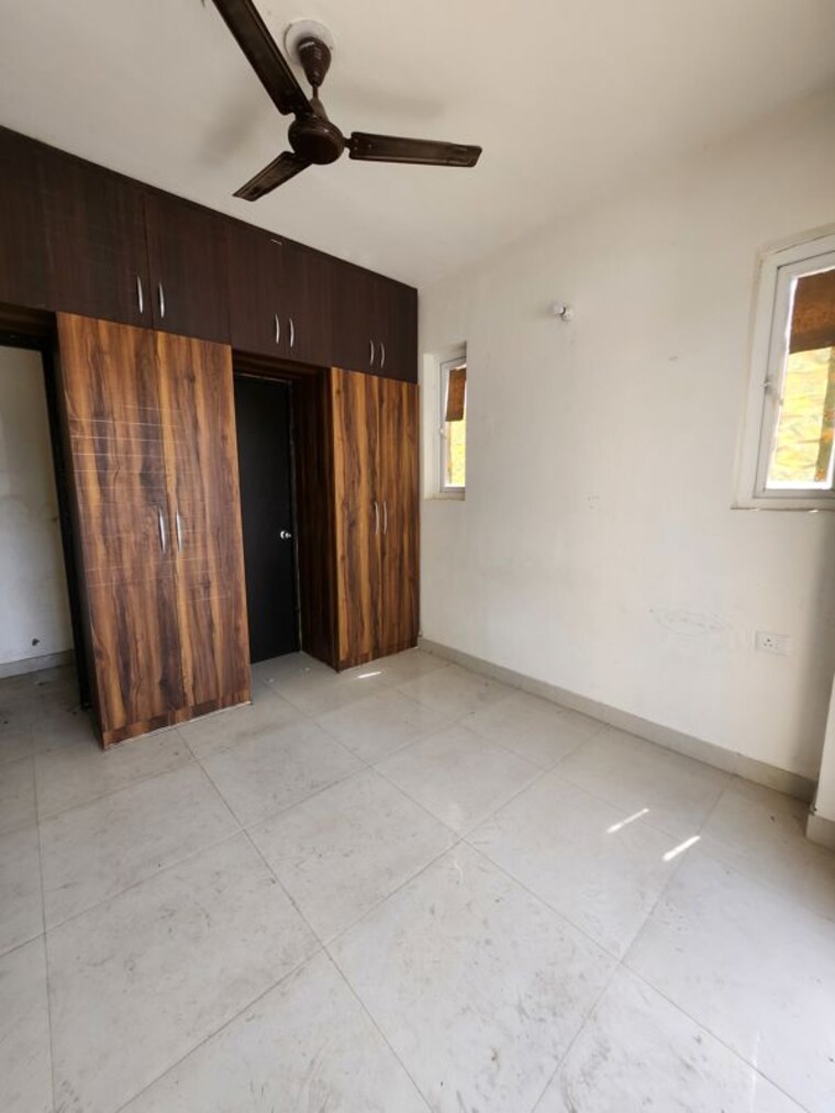 Kitchen, signature-the-serenas 2 Bedroom 531 Sq.Ft. Apartment In Sohna Sector 36 Gurgaon 10676182