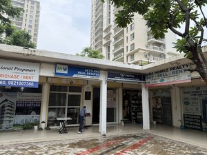  Shop For Sale in Sector 84