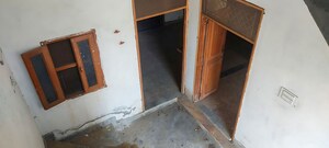 Room in  Independent House at New Rajiv Vihar – for Sale