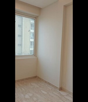 Room in 3 BHK Apartment at Godrej Oasis, Sector 88a – for Sale