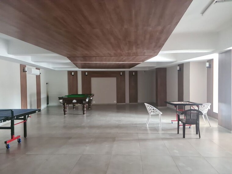  Parking, supertech-hues 2 Bedroom 1180 Sq.Ft. Apartment In Sector 68 Gurgaon 10676244