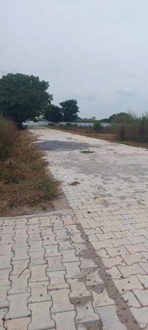  Plot For Sale in Gwalior Road