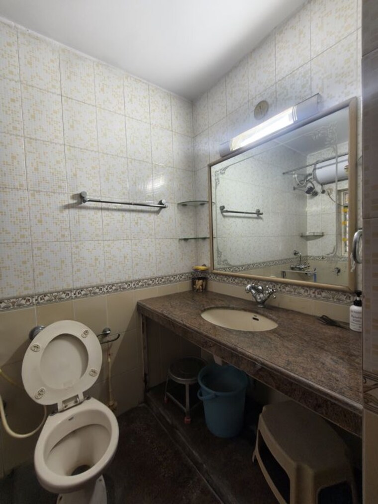 Bathroom, harshvardhan-chs-powai 2 Bedroom 1020 Sq.Ft. Apartment In Powai Mumbai 10676284