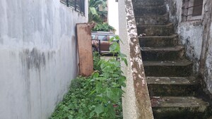   Land at Makarpura – for Sale