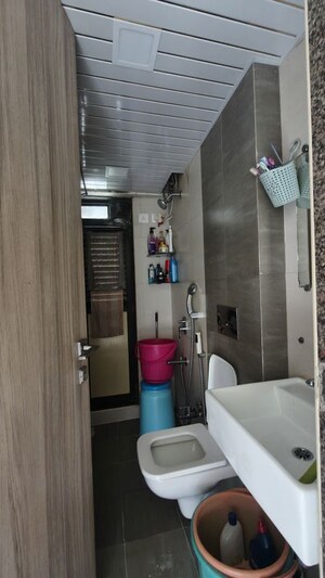 Washroom in 1 BHK Apartment at Kanakia Rainforest, Andheri East – for Rent