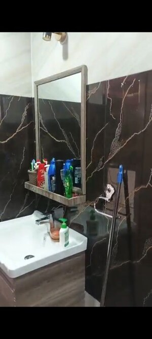 Furnished Amenities in 4 BHK Builder Floor at Dwarika Raj Garden City, Raj Nagar Extension – for Sale