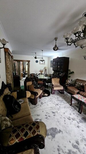 3 BHK Builder Floor For Sale in Chittaranjan Park