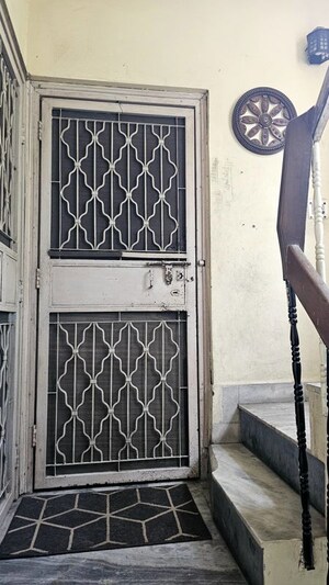 3 BHK Builder Floor – Exterior View View at Chittaranjan Park - for Sale