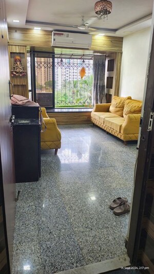 2 BHK Apartment For Rent in Dheeraj Ganga, Malad West