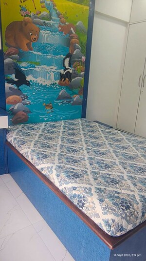 Bedroom in 2 BHK Apartment at Dheeraj Ganga, Malad West – for Rent