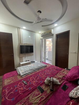 Room in 3 BHK Builder Floor at Nawada – for Sale
