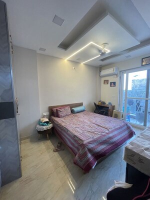 Room in 3 BHK Builder Floor at Nawada – for Sale