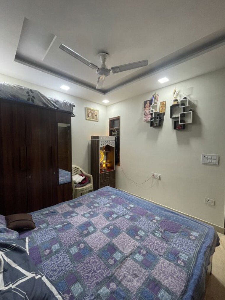 Room, nawada 3 Bedroom 100 Sq.Yd. Builder Floor In Nawada Delhi 10565436
